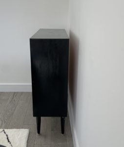 The cabinet of curiosities by Gilda and Lily, side