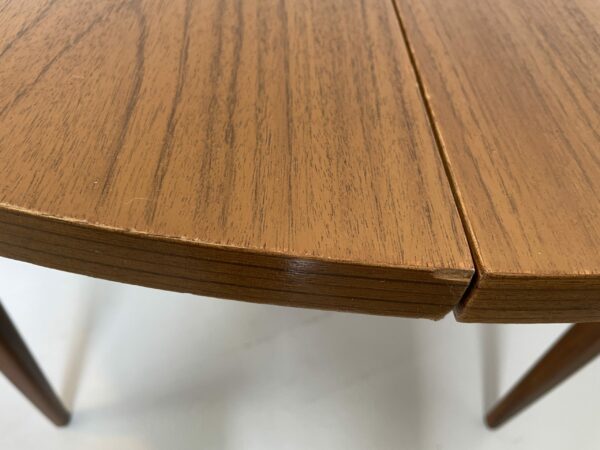 Mid Century Extendable round Dining Table - Image 8