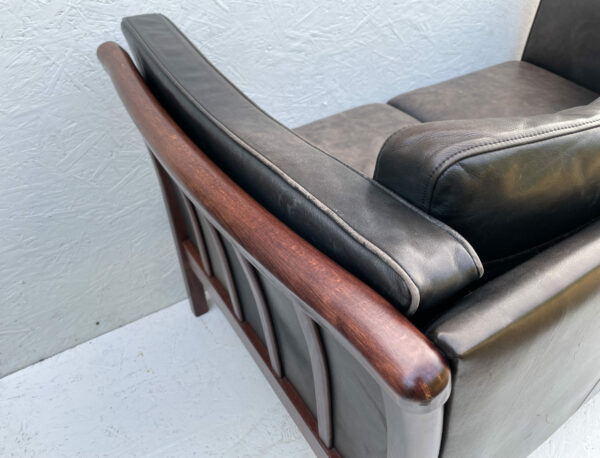 Danish Two Seater Leather And Slat Wood Sofa - Image 4