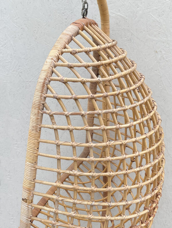 1970s Hanging cane egg chair - Image 4