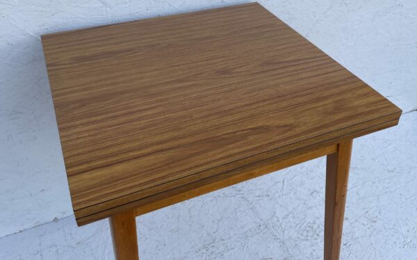 Mid Century Extending beech and Formica kitchen diner table - Image 6