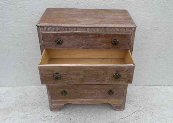 Lime Waxed Oak Harris Lebus Chest Of Drawers - Image 4