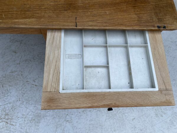 Vintage 1960's Desk By Carsons - Image 4