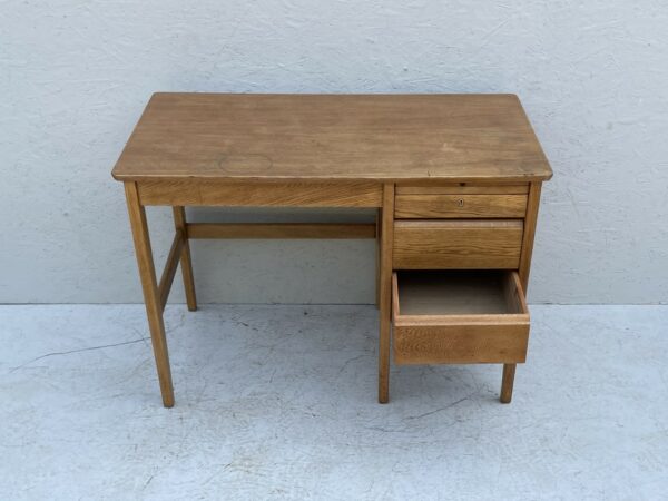 Vintage 1960's Desk By Carsons - Image 7