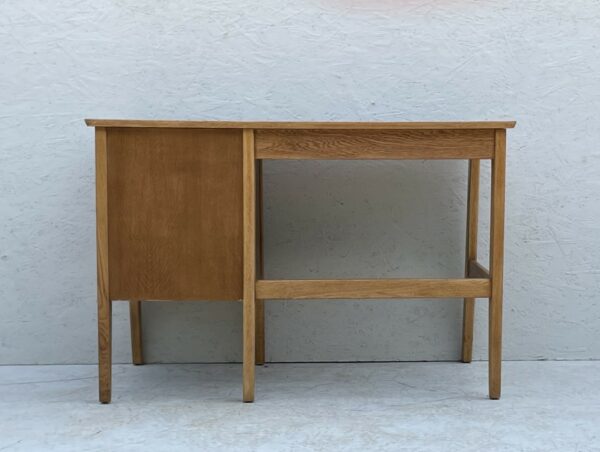 Vintage 1960's Desk By Carsons - Image 13