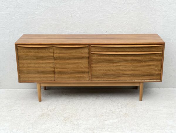 Compact, Vintage, Mid Century Sideboard By Morris Of Glasgow - Image 2