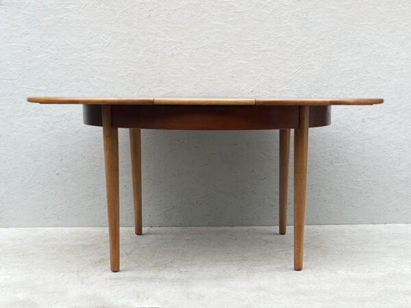 Mid Century, Round, Extendable, Teak Dining Table by Jentique - Image 9