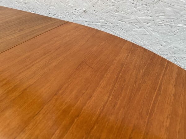 Mid Century, Round, Extendable, Teak Dining Table by Jentique - Image 4
