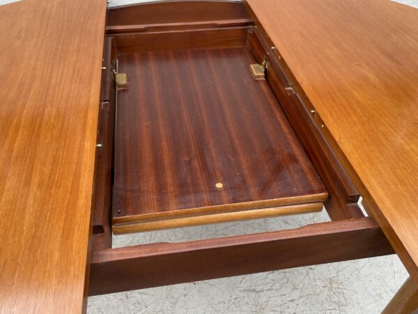 Mid Century, Round, Extendable, Teak Dining Table by Jentique - Image 5