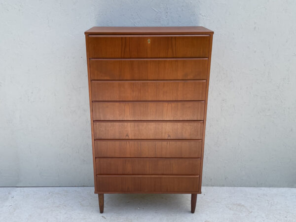 Mid Century Danish Teak Chest Of Drawers - Image 2