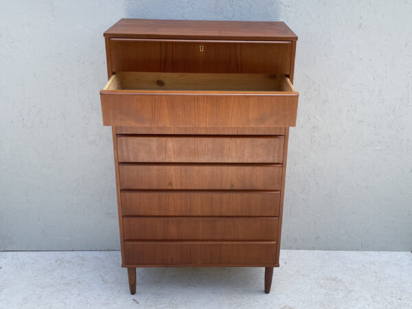 Mid Century Danish Teak Chest Of Drawers - Image 7