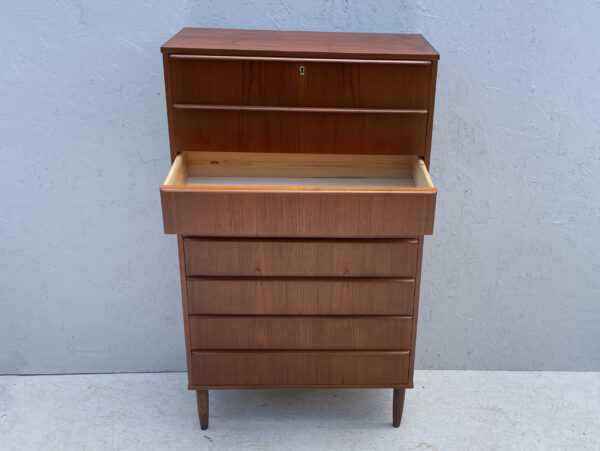 Mid Century Danish Teak Chest Of Drawers - Image 8