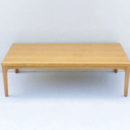 Large Mid Century Oak Coffee Table, Designed By Henning Kjærnulf And Manufactured By Vejle Stole Og Mobelfabrik.