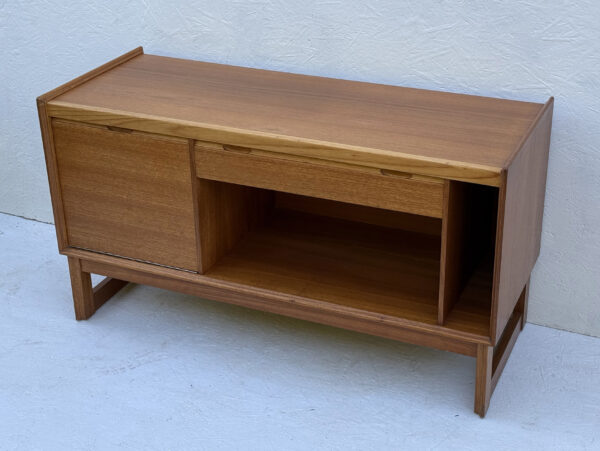 Small Mid Century Teak Media Sideboard - Image 3