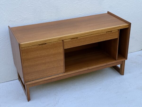 Small Mid Century Teak Media Sideboard - Image 4