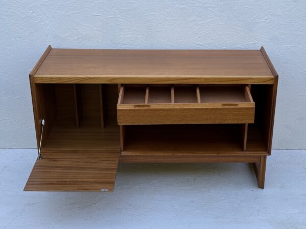 Small Mid Century Teak Media Sideboard - Image 5