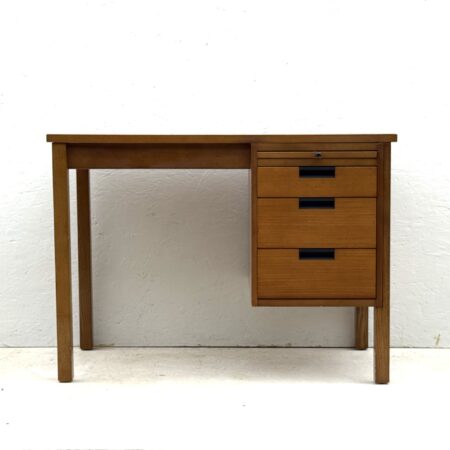 1970's Teak Knee Hole Desk, 1970s