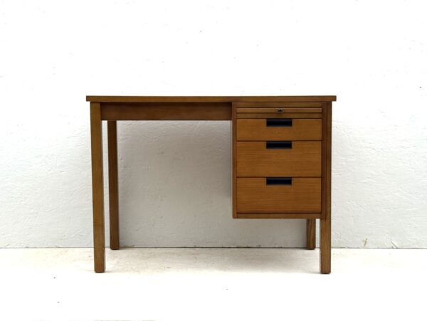 1970's Teak Knee Hole Desk, 1970s