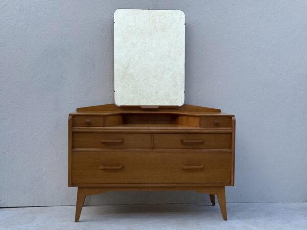 Mid Century Oak Dressing Table By E Gomme G Plan - Image 2