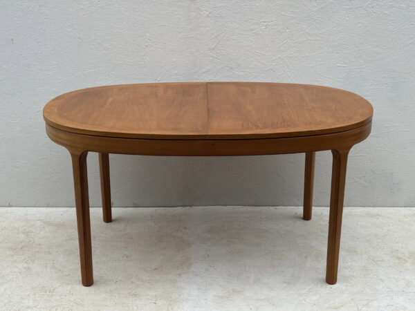 Mid Century Extendable Teak Dining Table By Parker Knoll