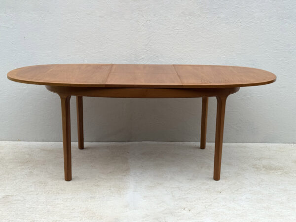 Mid Century Extendable Teak Dining Table By Parker Knoll - Image 7