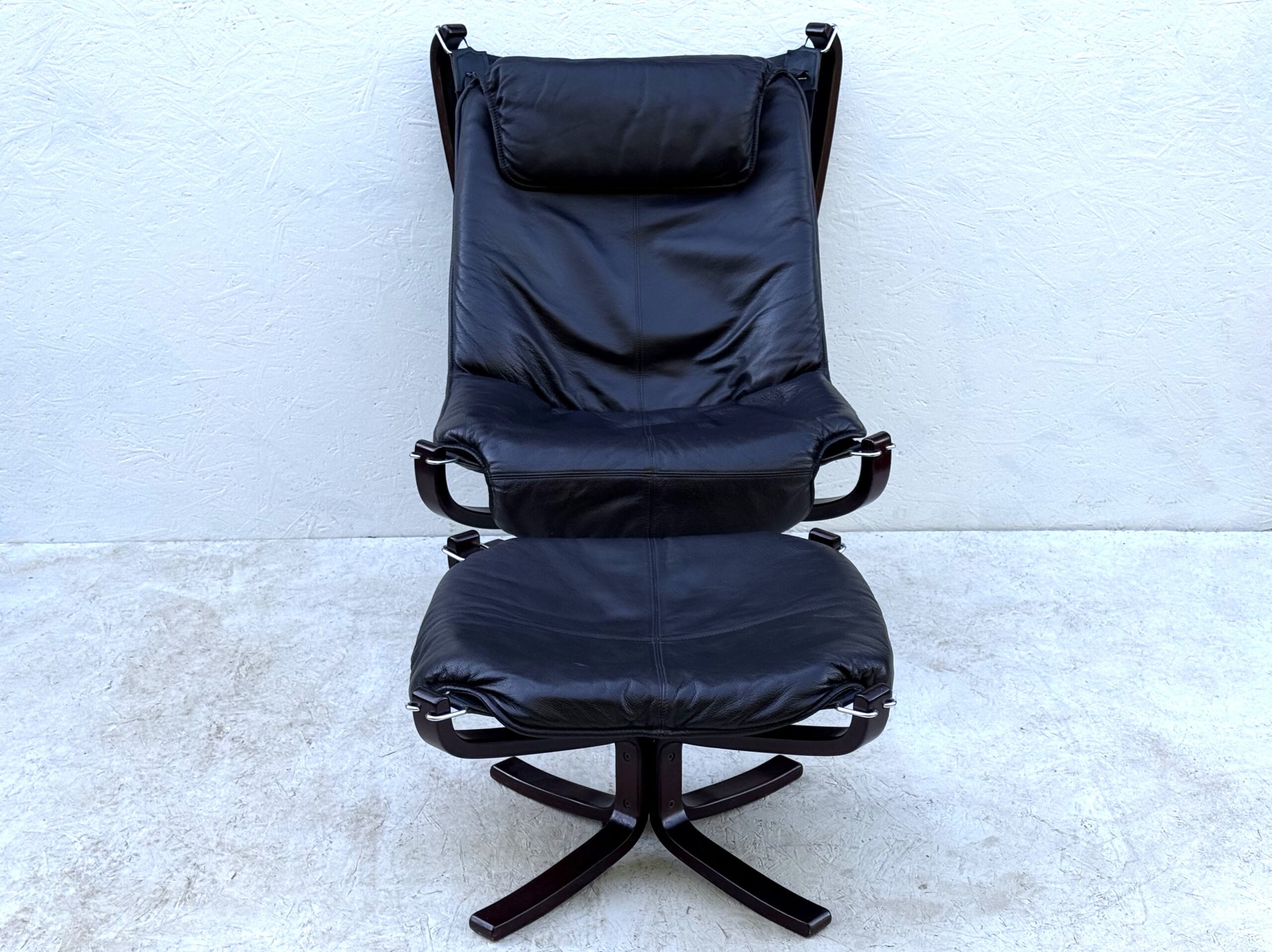 Falcon Chair And Footstool By Sigurd Ressel - Image 3